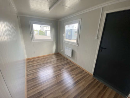 Contenedor Oficina 4X2,20m listo para usar