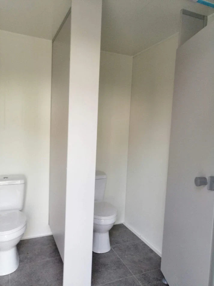 Remolque sanitario WC hombres y mujeres – Modelo profesional